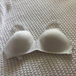 Aerie White Unlined T-Shirt Bra with Molded Cups